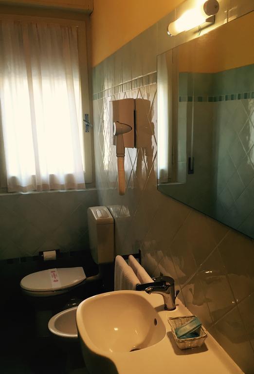 Hotel Helvetia Milano Marittima Exterior photo